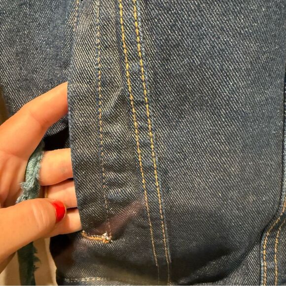 Vintage 90s Fubu Men's Denim Trucker Jacket XL Needs Minor Repairs - Picture 3 of 12